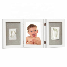 Hot sale Baby Keepsake Ornament Photo Frame With 3D Baby Handprint and Footprint Photo Frame Kit